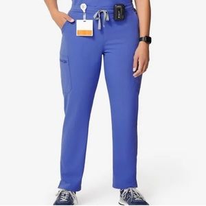 FIGS Yola Petite Skinny Straight Leg Cargo Scrub Pants in Denim
